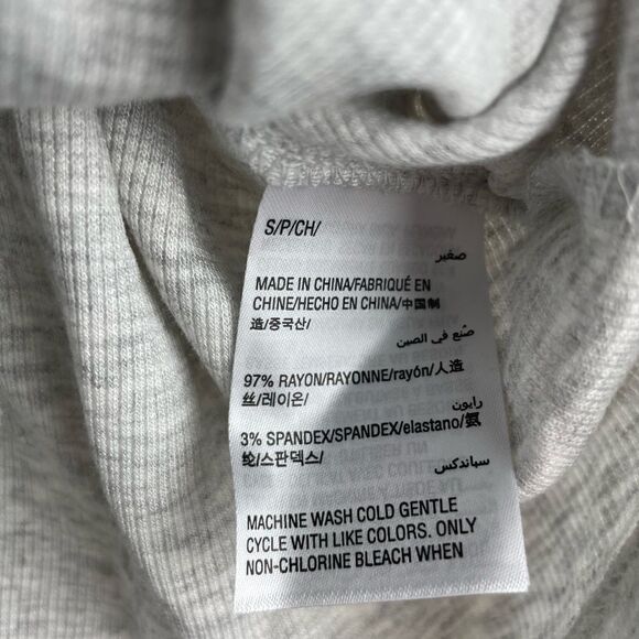 NWOT INC International Concepts Cold Shoulder Top Size S - Picture 6 of 6